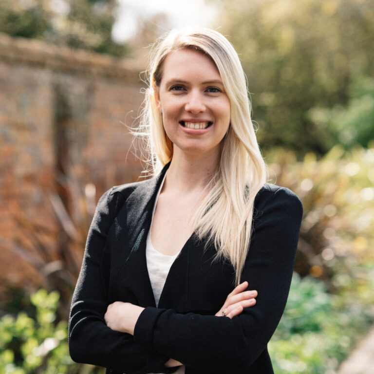 Dr Georgia Richards