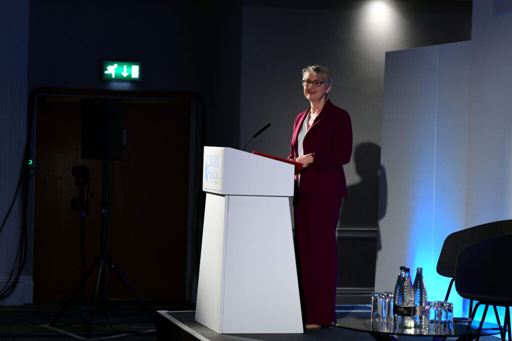 0333b The Rt Hon Yvette Cooper MP 1
